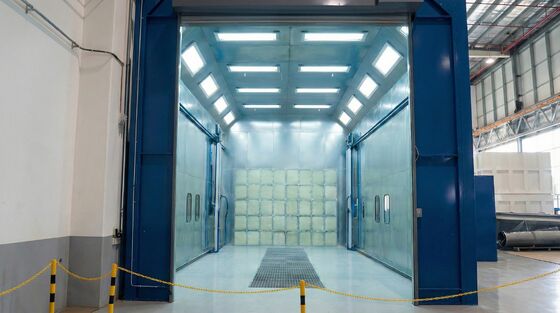 CoatTech High-Bay Industrial Equipment Paint Booth 4-Meter High Clearance with Electric Rolling Shutter Large Machinery Focus